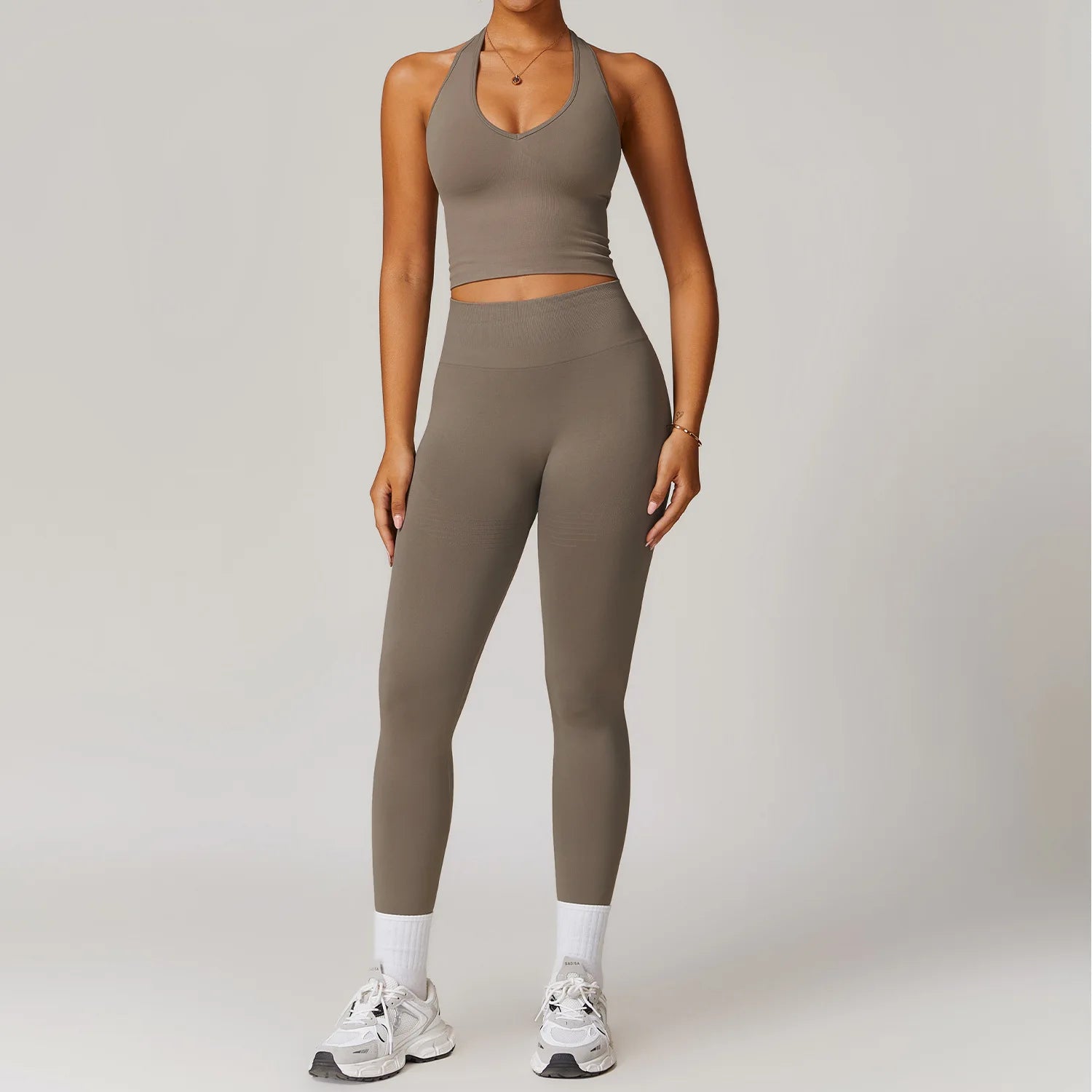 Seamless Yoga Set – Effortless Comfort, Elevated Style